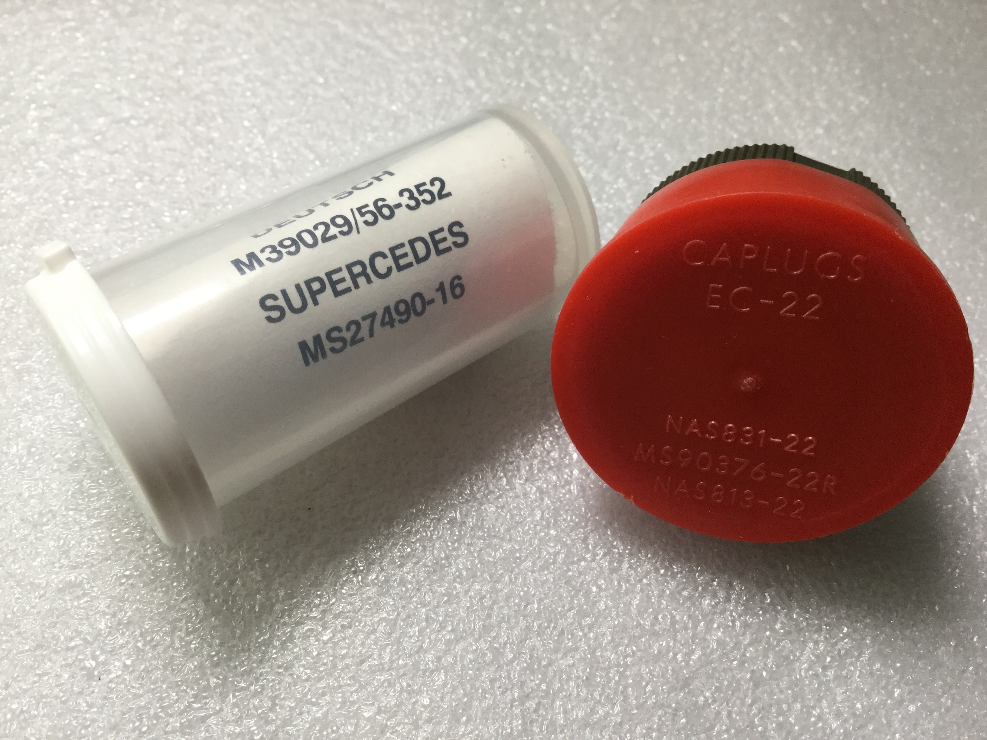 D38999/26WE8SN