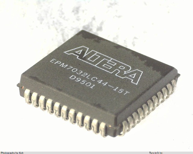 EPM7032LC44-15T