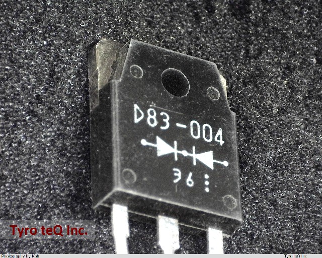 ESAD83-004