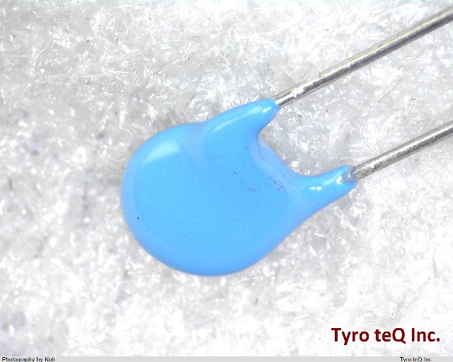 DE0905R102K