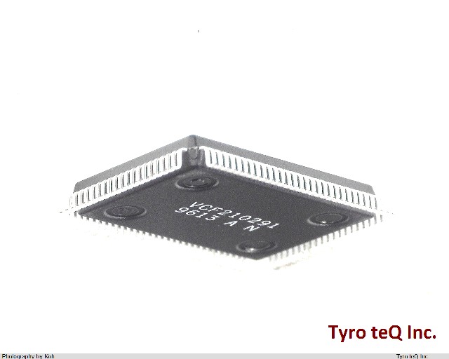EPM7128EQC100-12