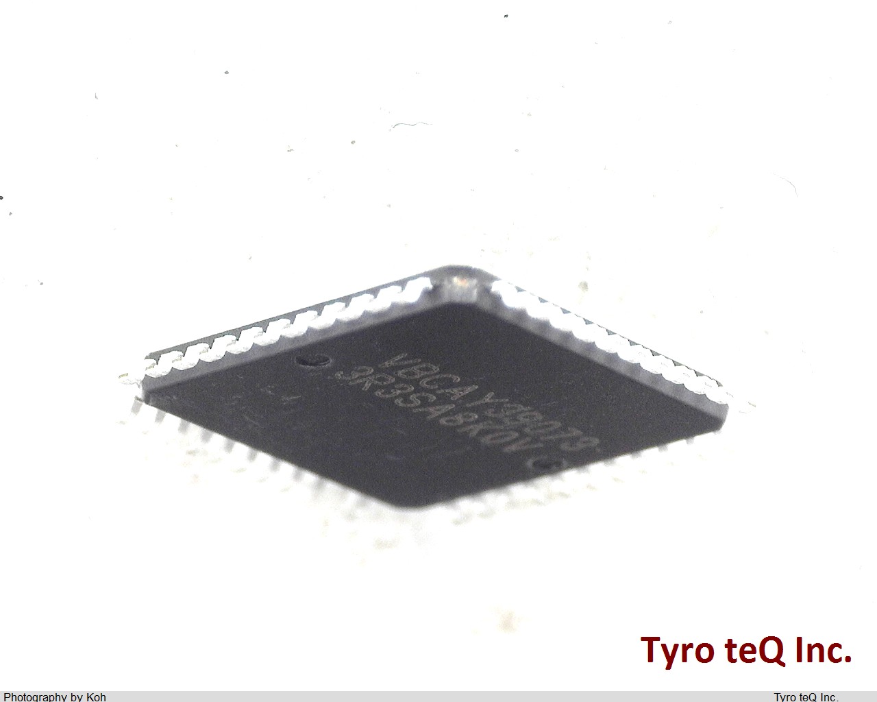 EPM3032ATC44-10N