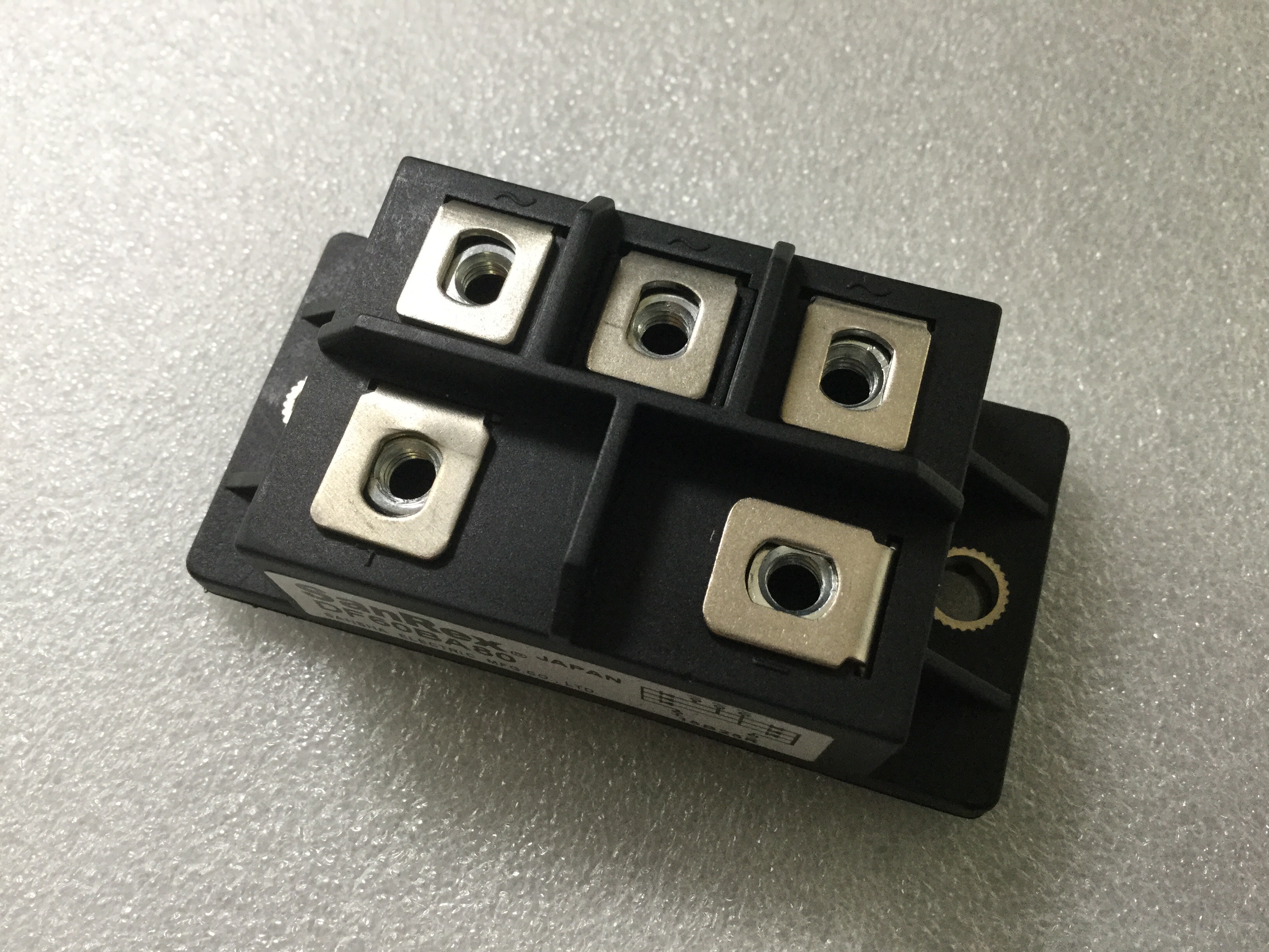 DF60BA80