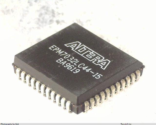 EPM7032LC44-15