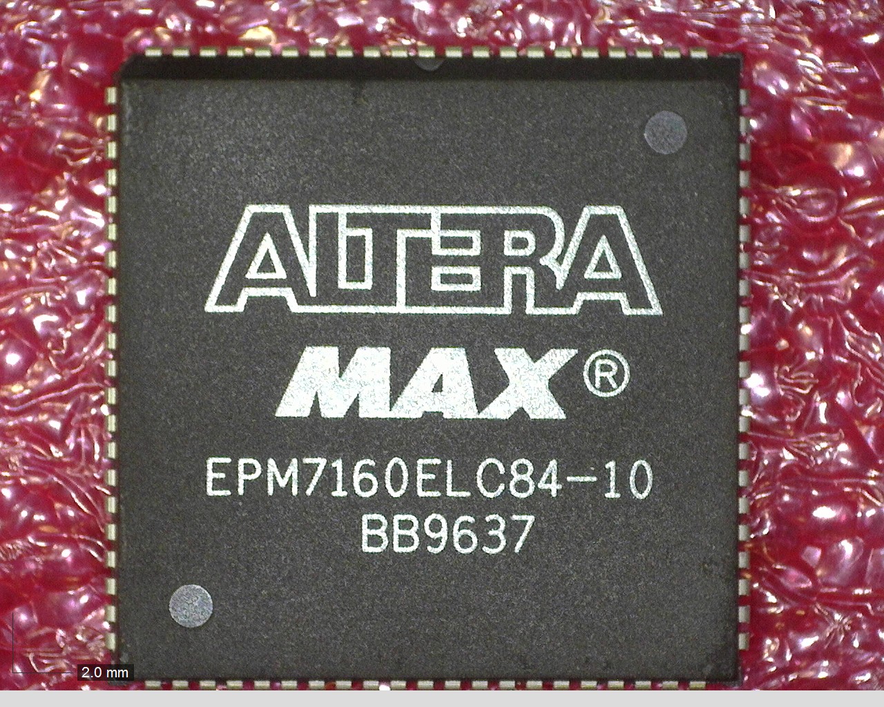 EPM7160ELC84-10