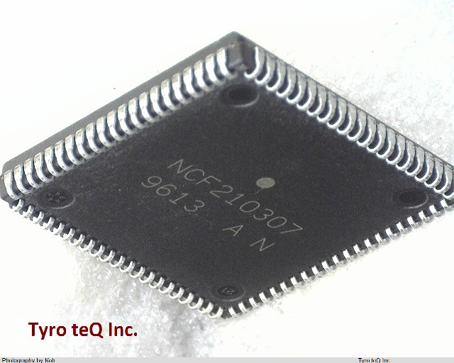 EPM7128ELC84-20