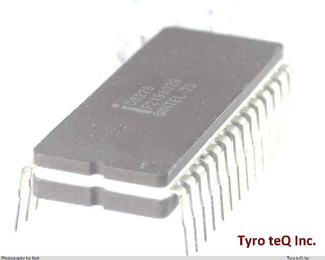 D8228