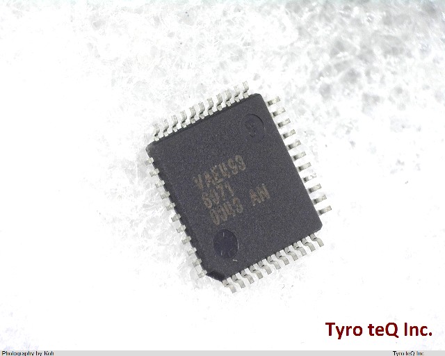 EPM7064AETI44-7