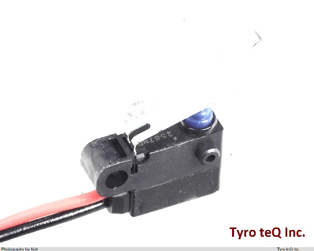 D2HW-C282MR