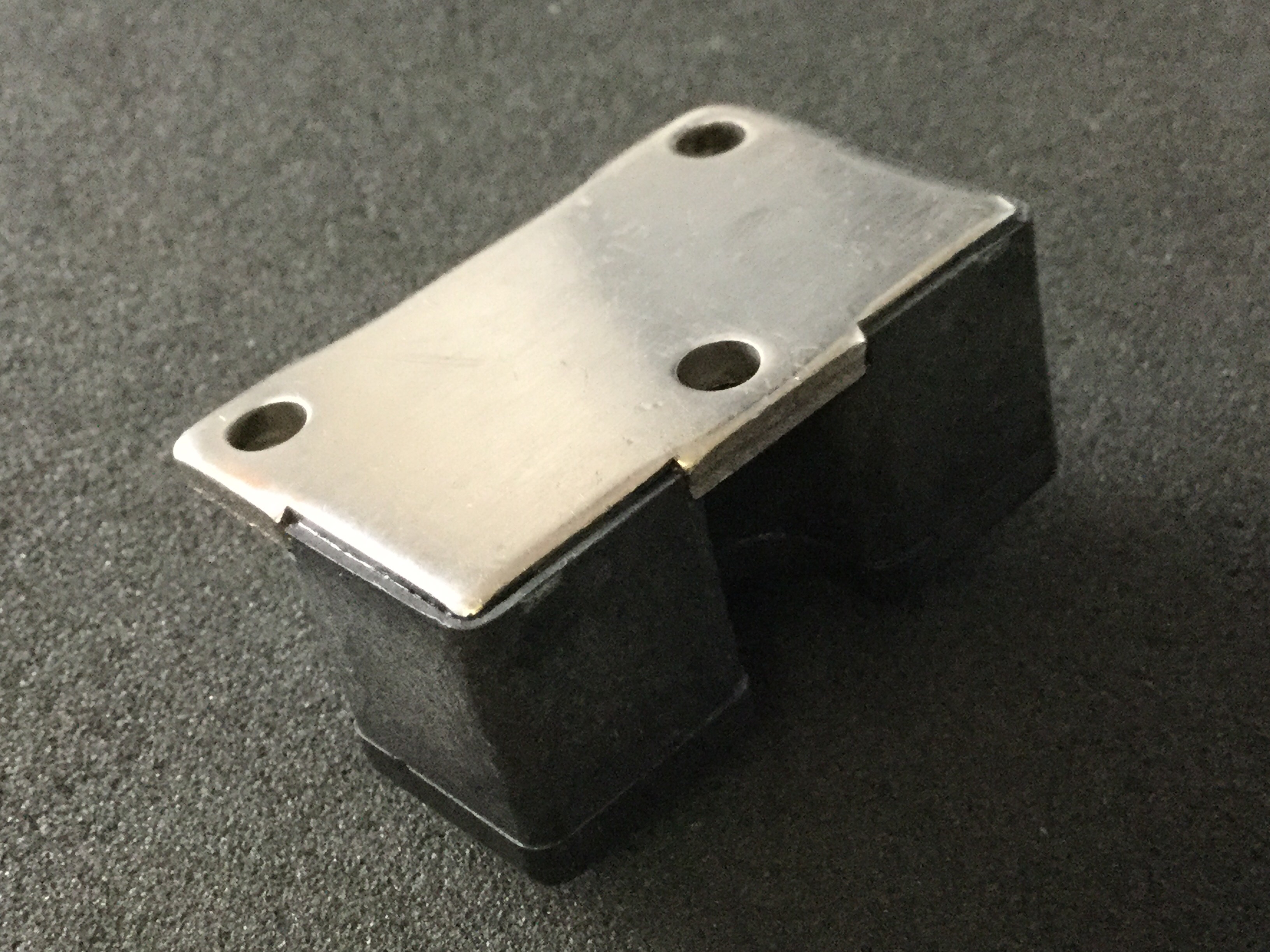 D120SC6M
