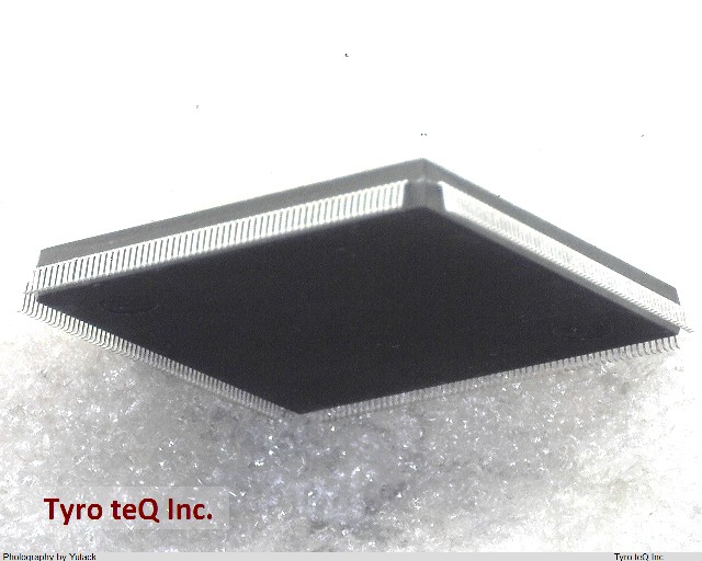 EP20K100EQC2401N