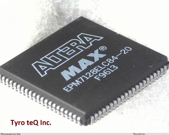EPM7128ELC84-20