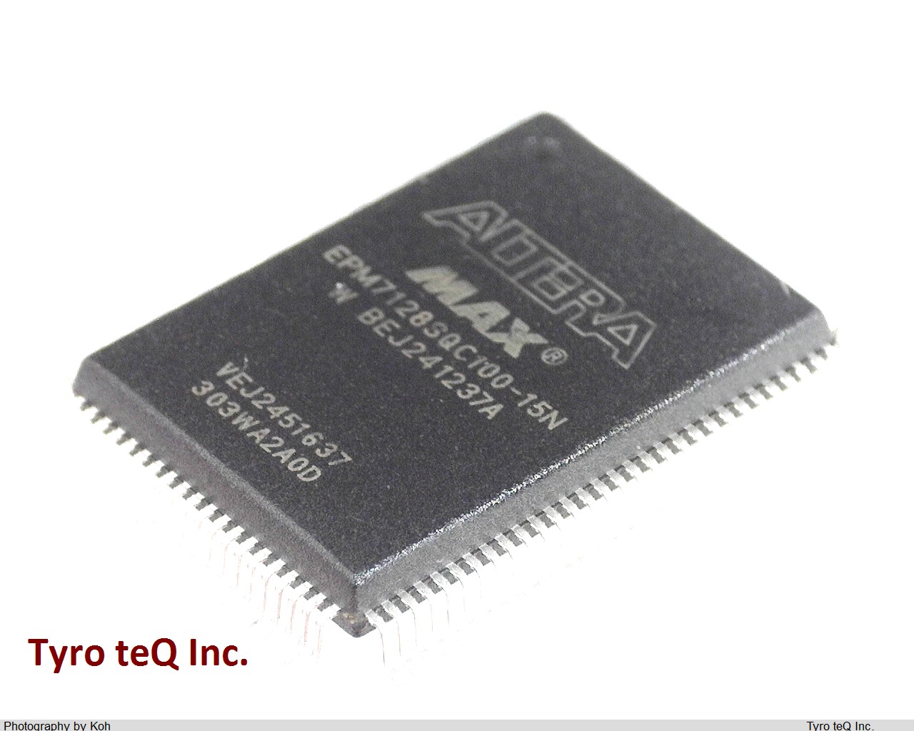 EPM7128SQC100-15