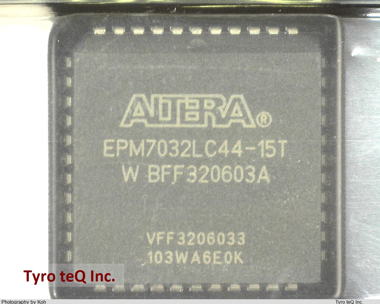 EPM7032LC44-15