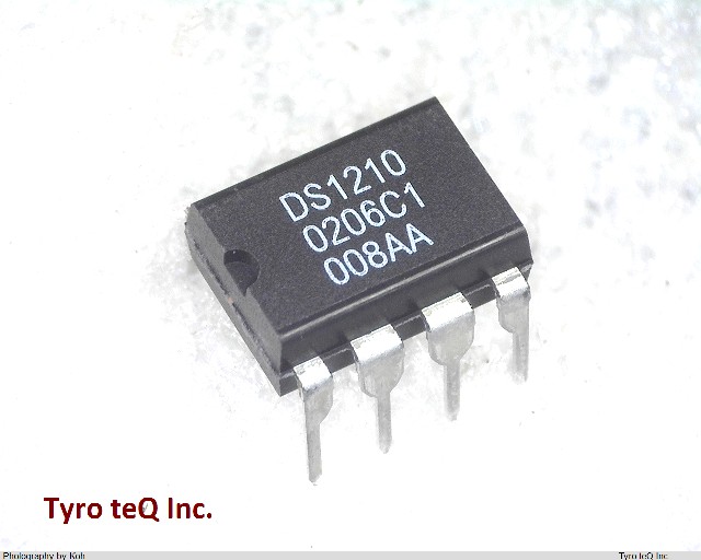 DS1210