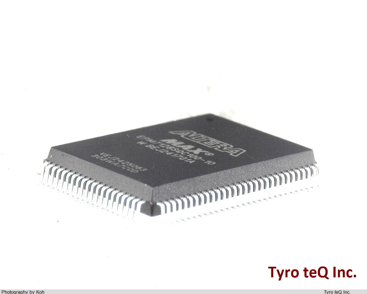 EPM7128SQC100-10