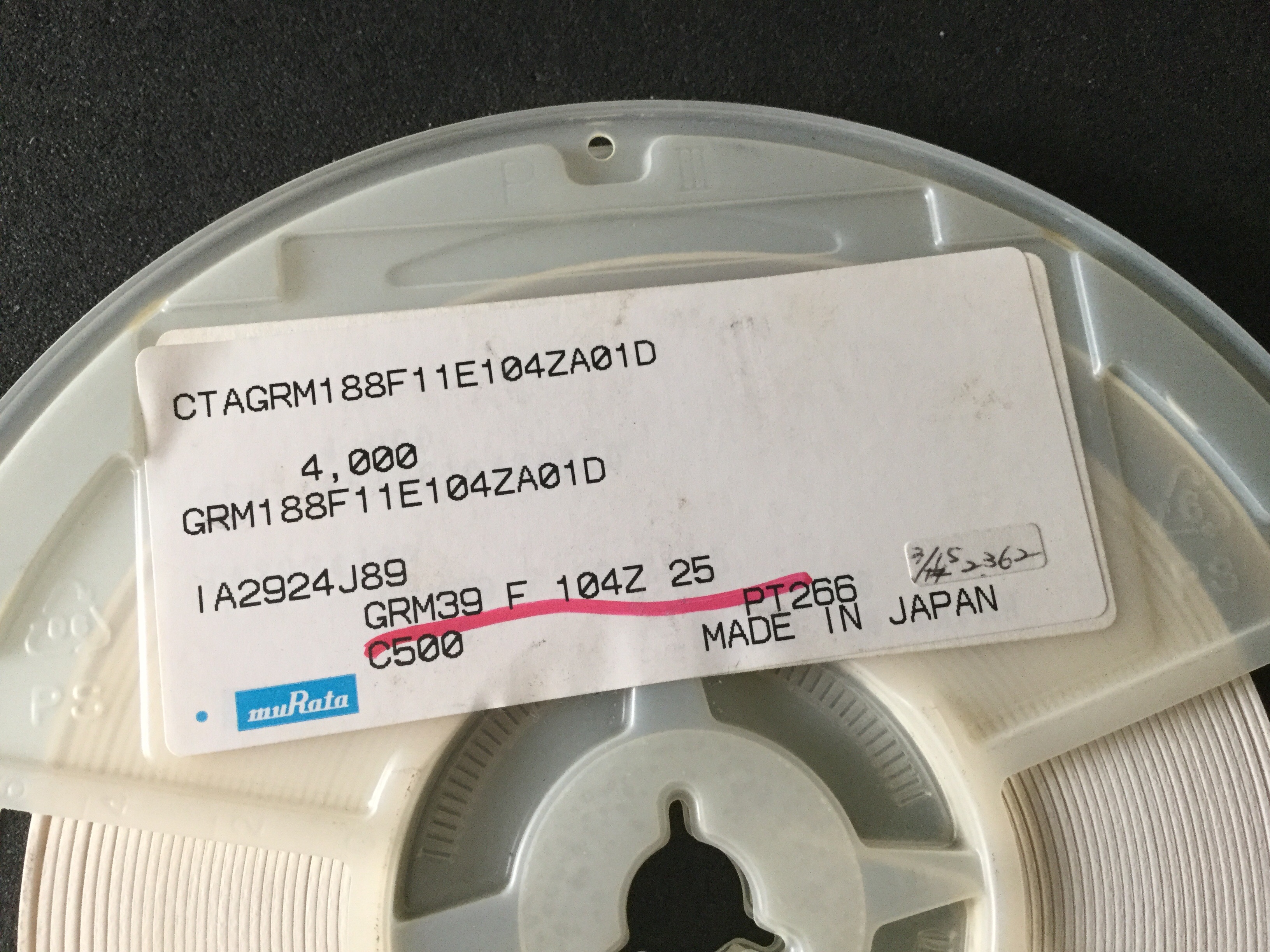 GRM39F104Z25