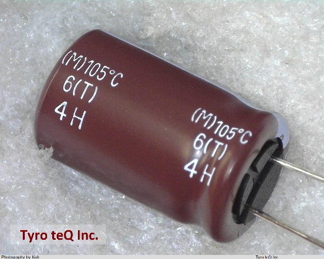 EKMG160ELL222MK20S