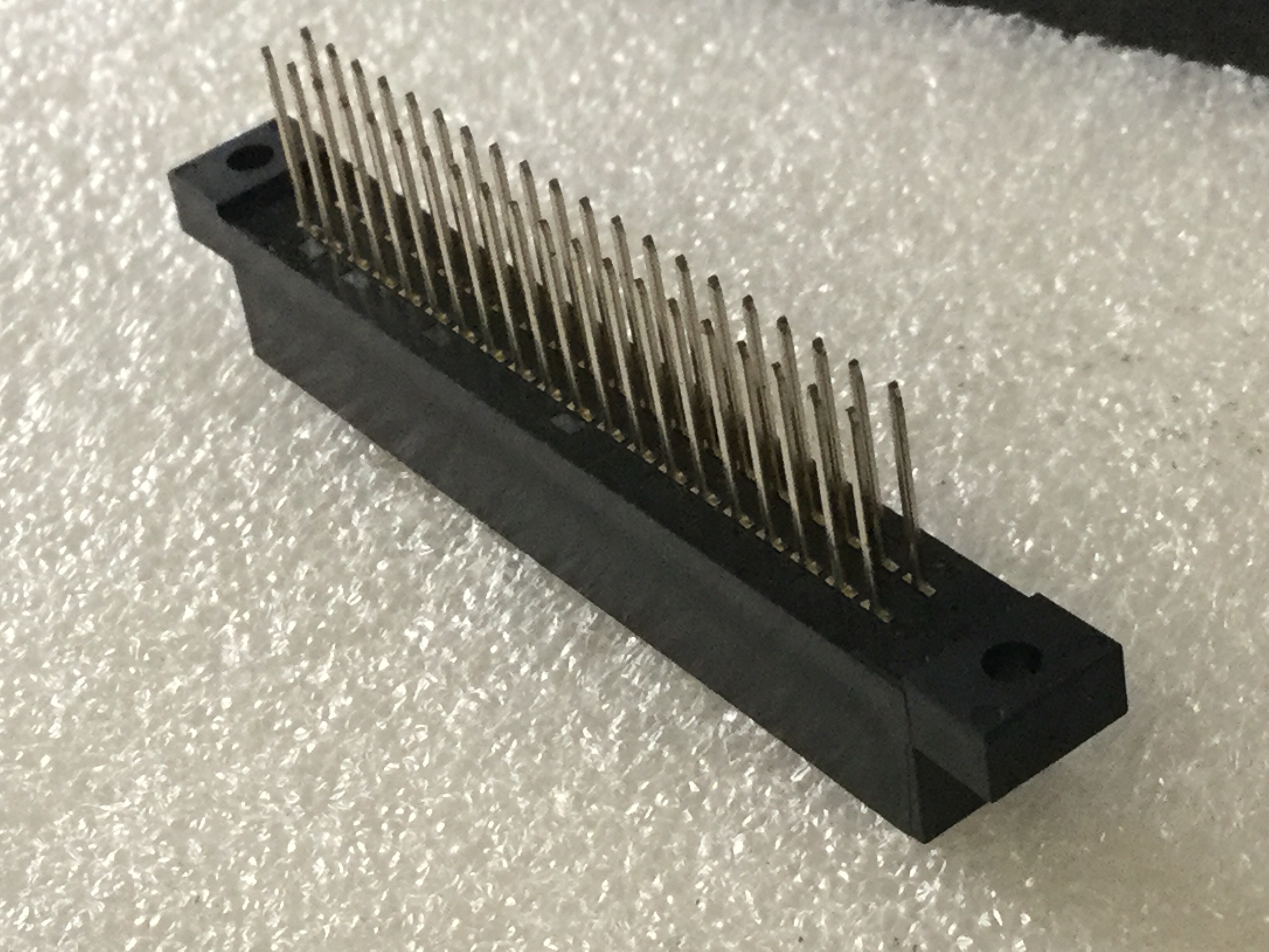 FCN-362P040-AU