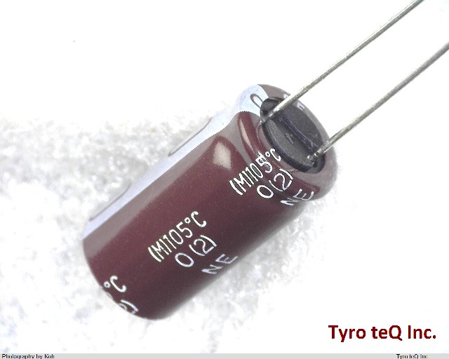 EKMG250ELL102MJ20S