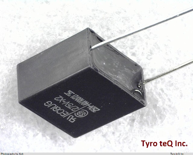 ECQU2A224MG