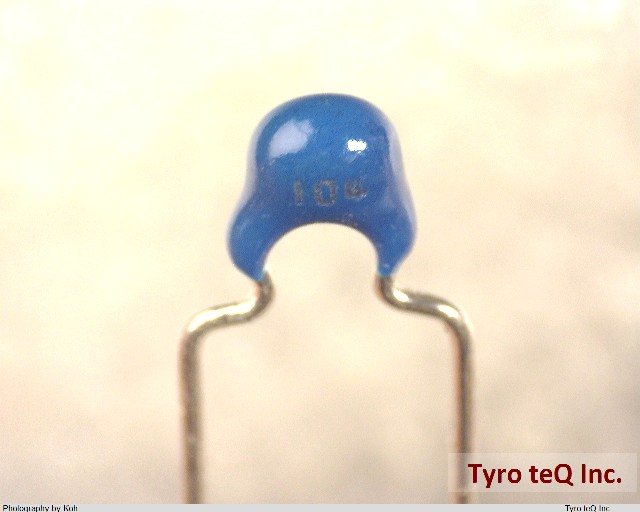 FK28Y5V1H104ZN006