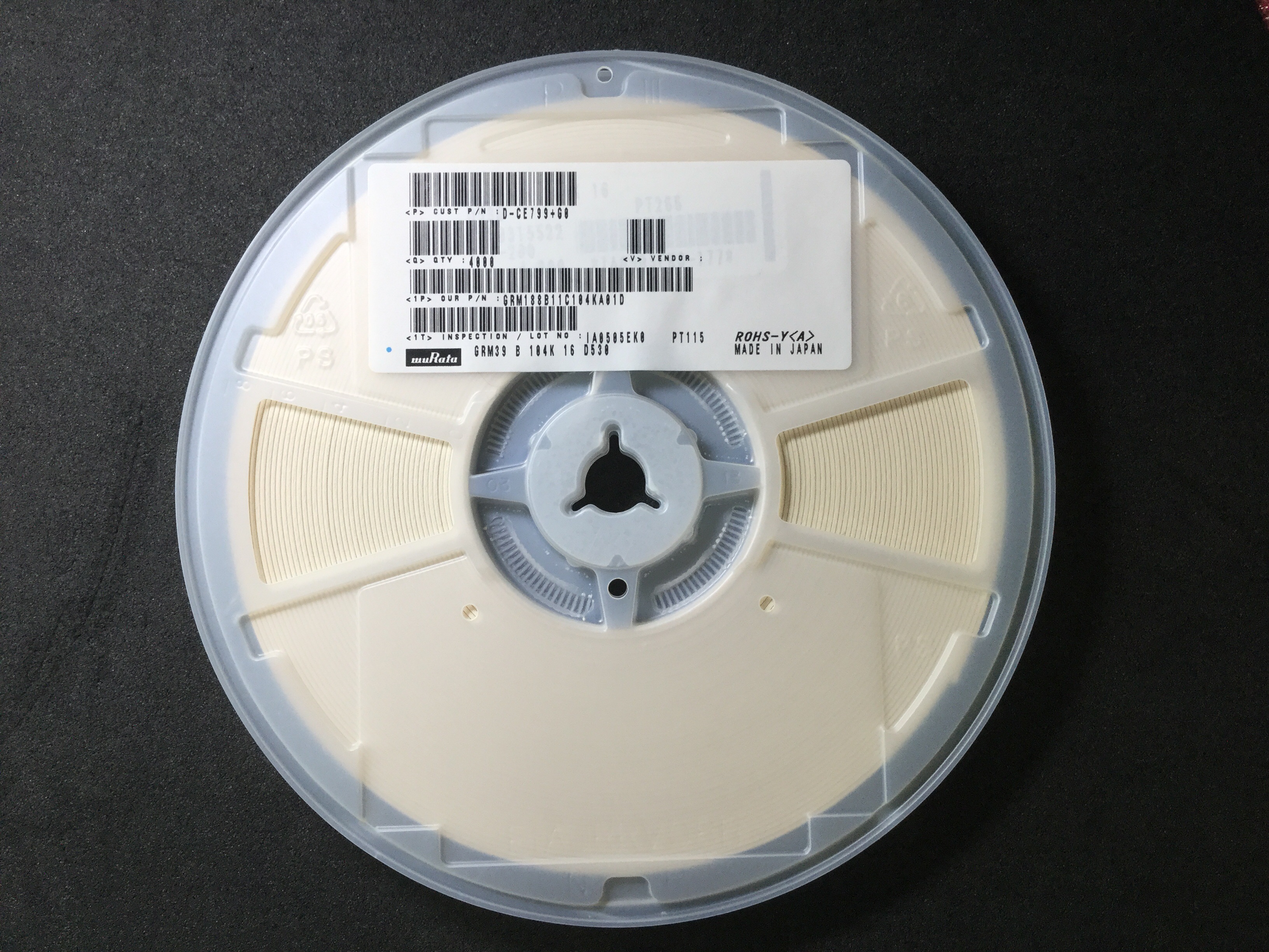 GRM188B11C104KA01D