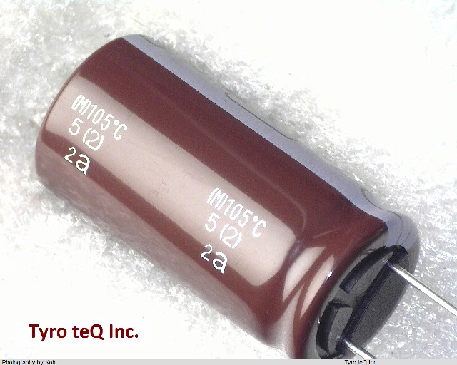 EKMQ500ELL222MLN3S