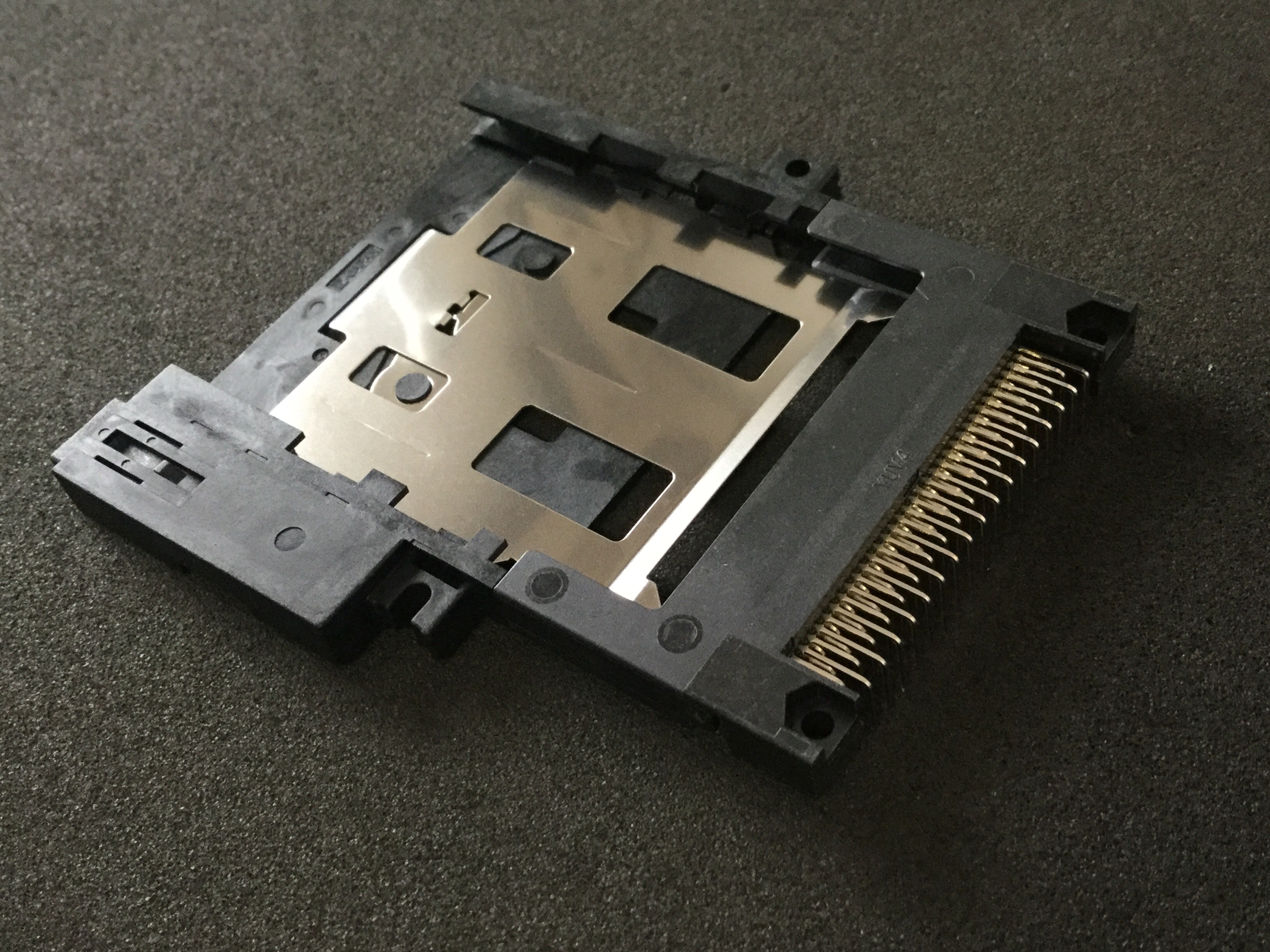 FCN-565P068-G/XC-V4