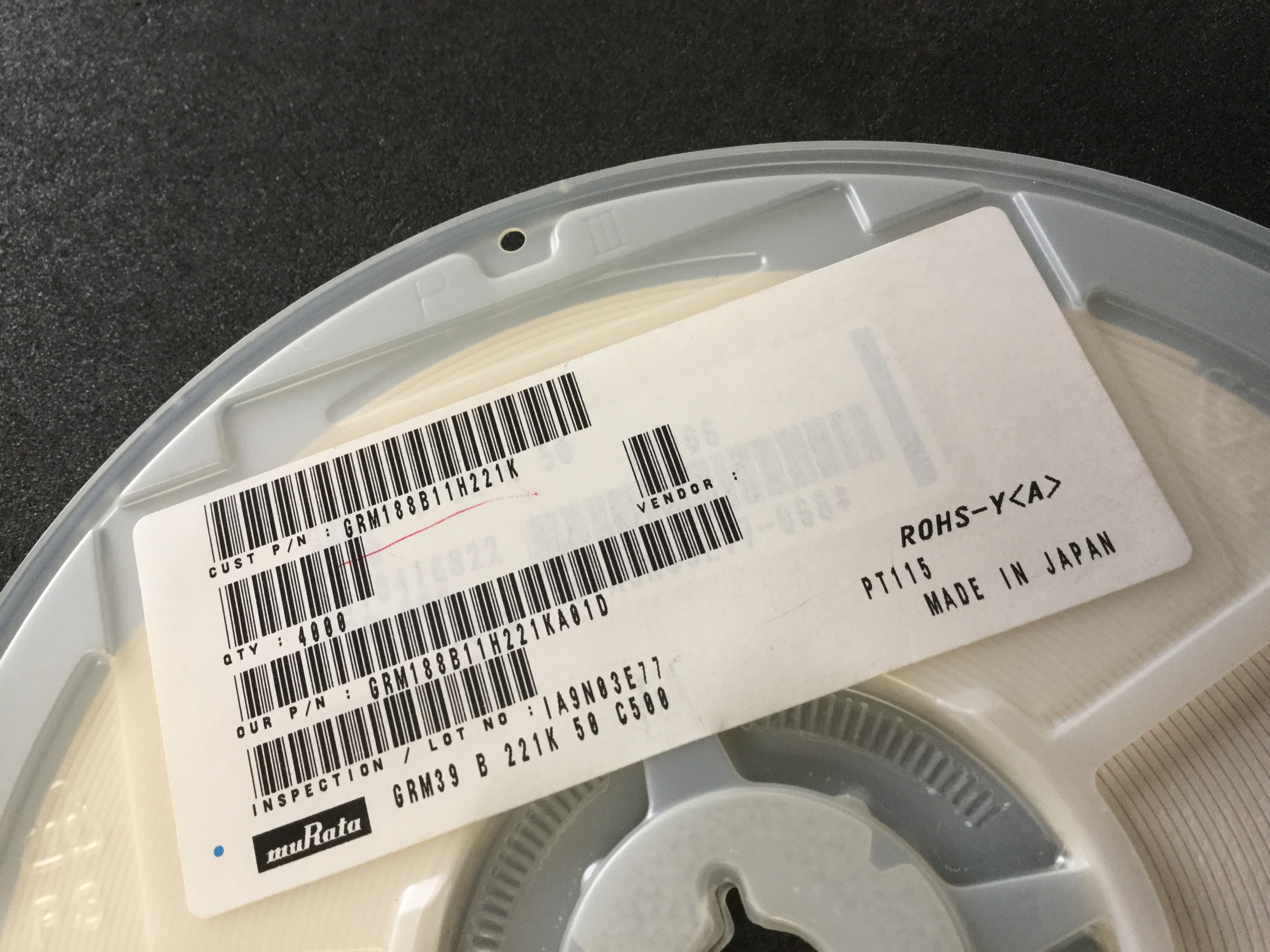 GRM188B11H221KA01D