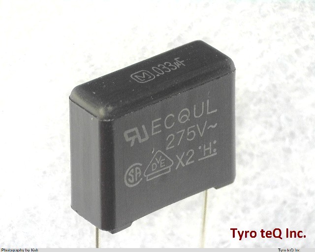 ECQU2A333ML