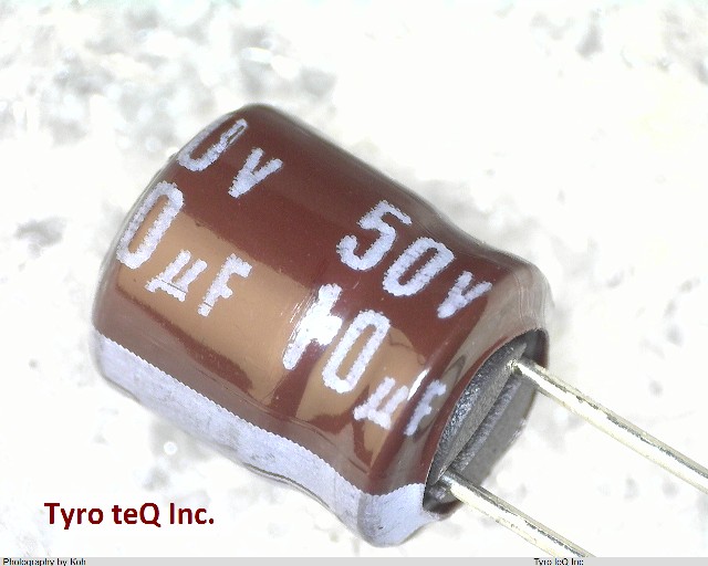 EKMA500ELL100MF07D