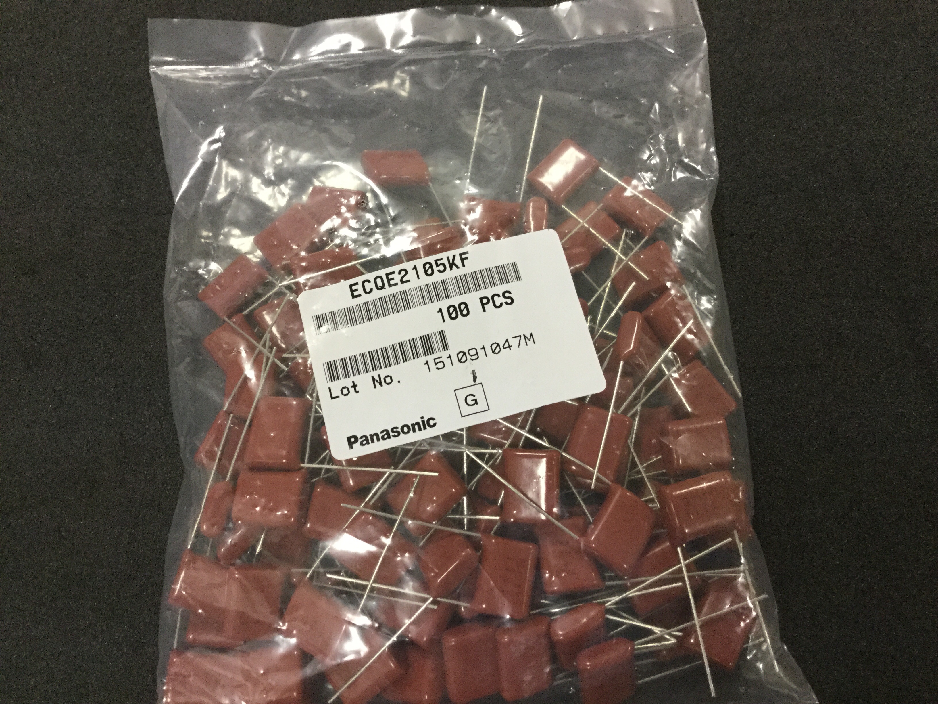 ECQ-E2105KF