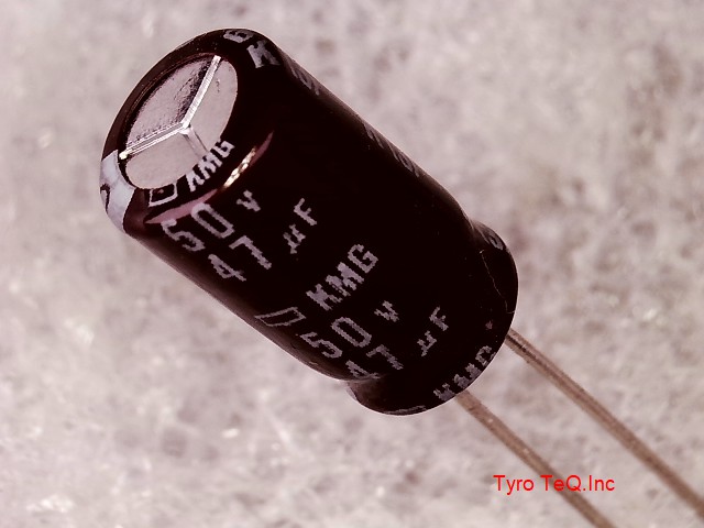 EKMG500ELL470MF11D