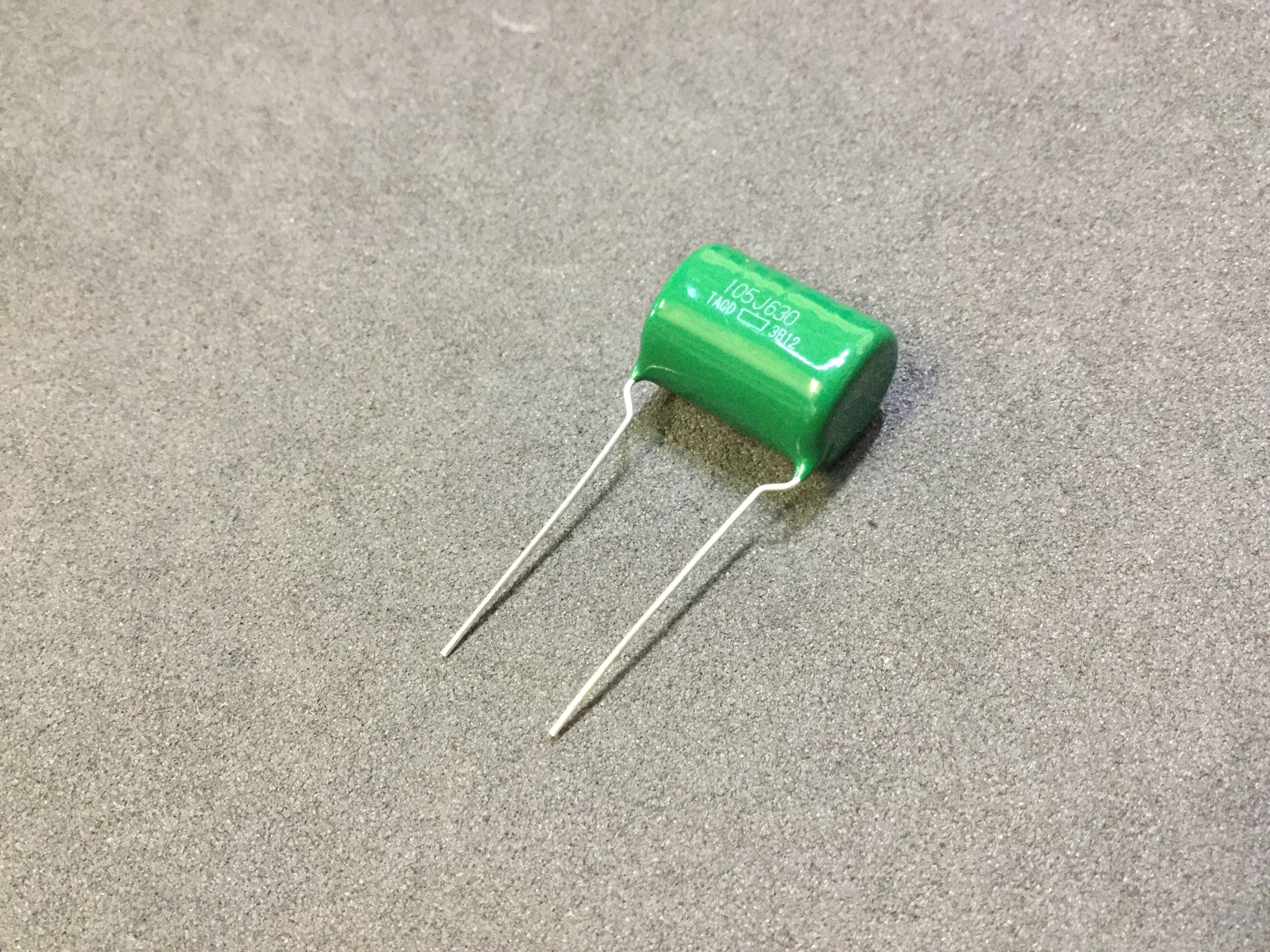 FTACD631V105JELHZ0