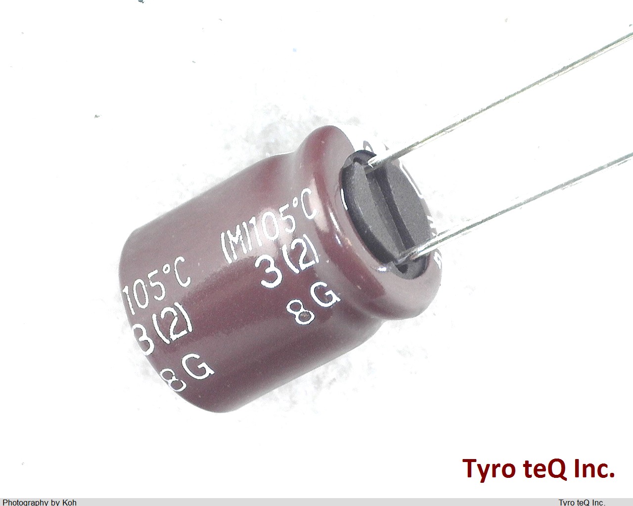 EKMG250ELL471MJC5S
