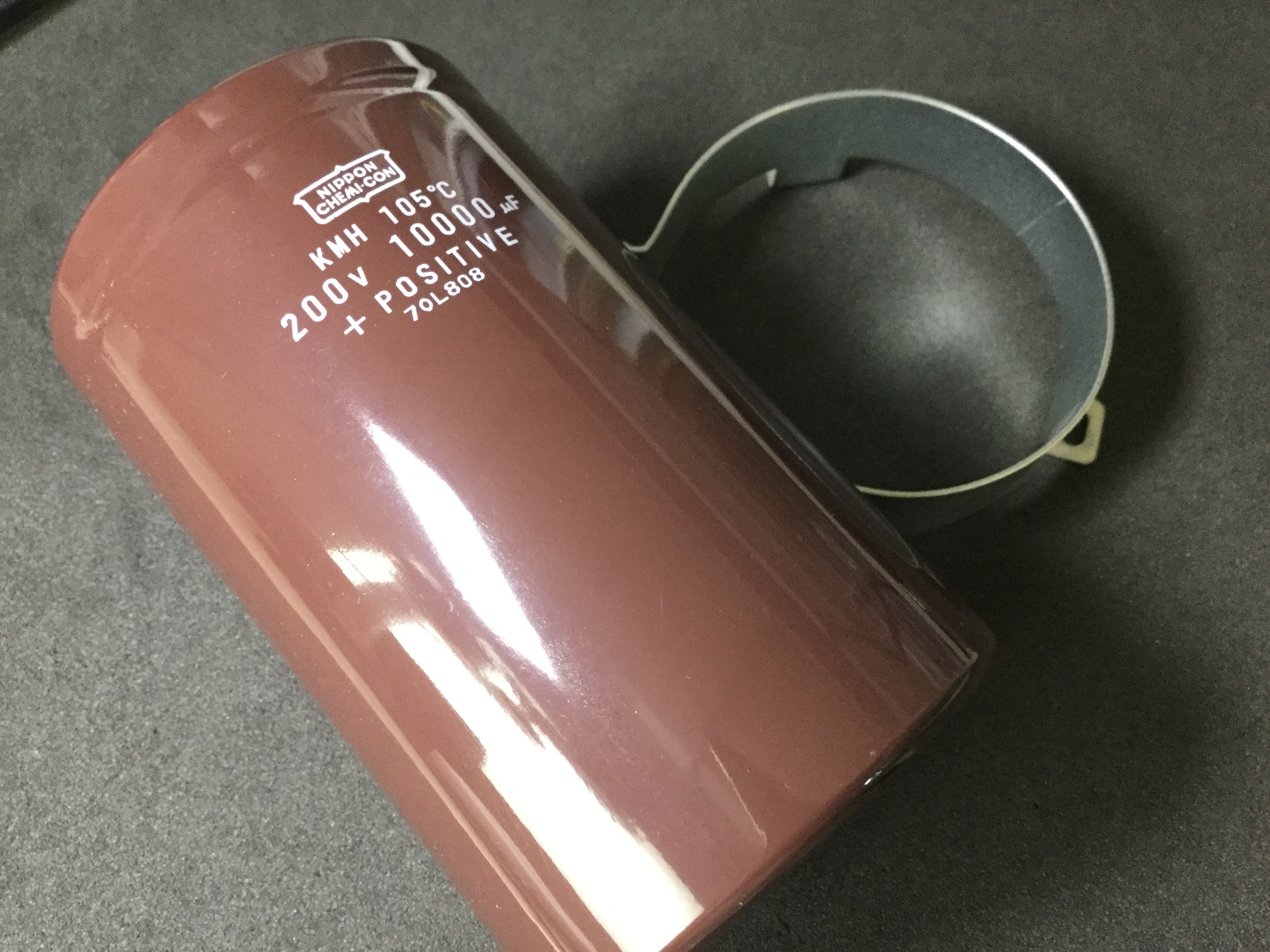 EKMH201LGC103MEC0M
