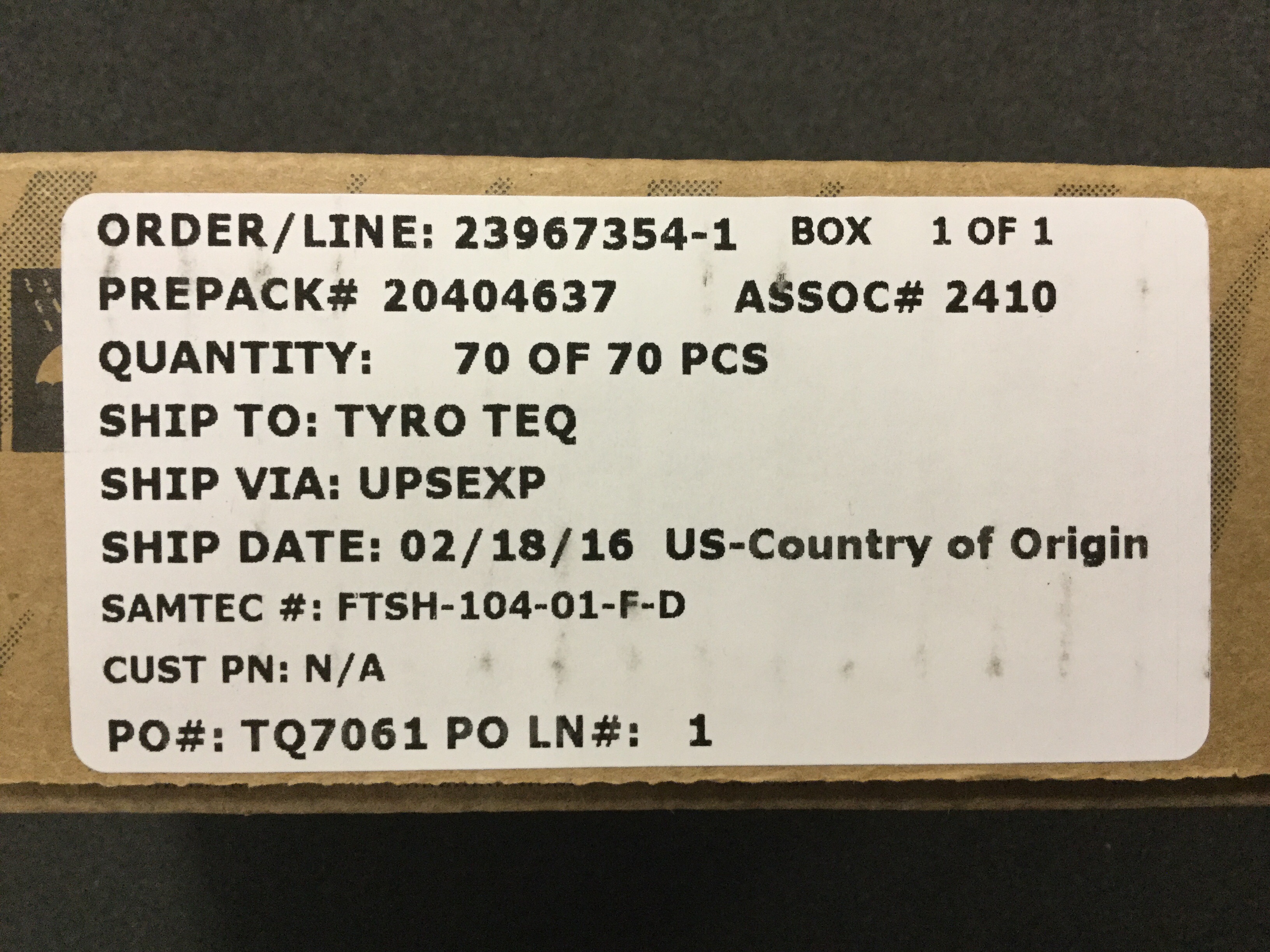 FTSH-104-01-F-D