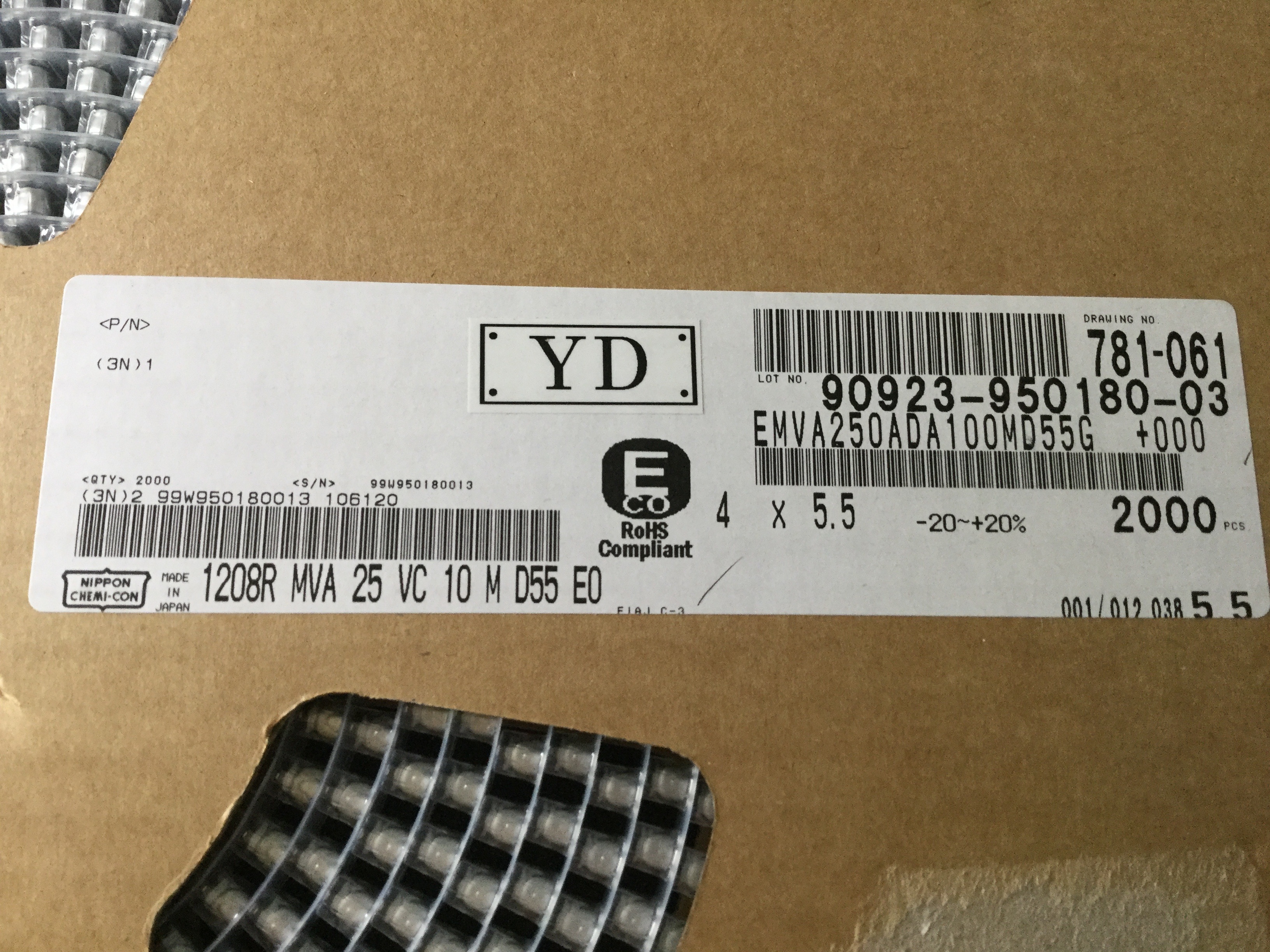 EMVA250ADA100MD55G