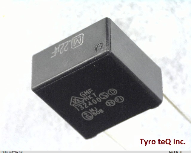 ECQU2A224MG