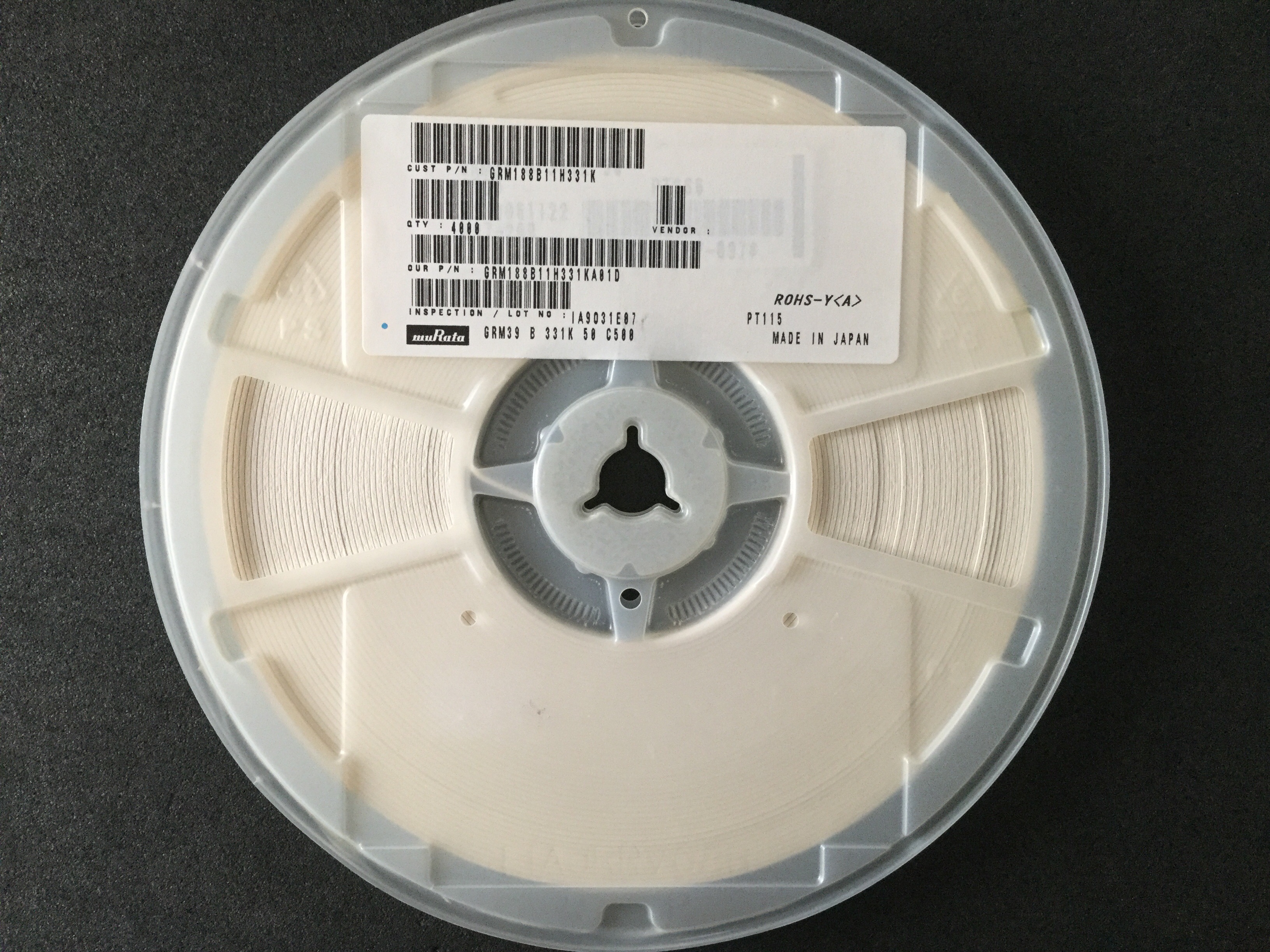 GRM188B11H331KA01D