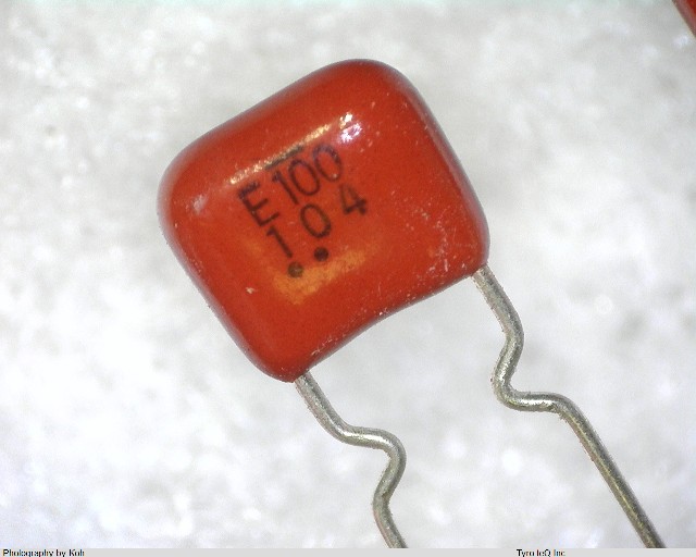 ECQV1104JM3