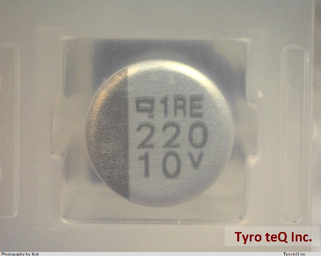 EMVE100AD221MF80G