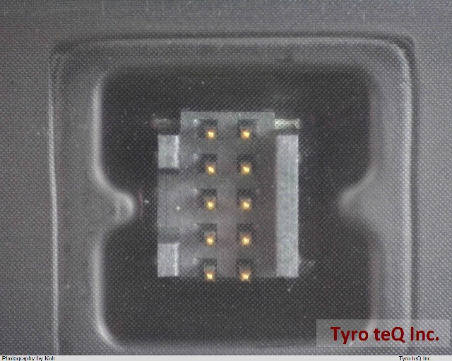 FTSH-105-01-F-DV-K-TR