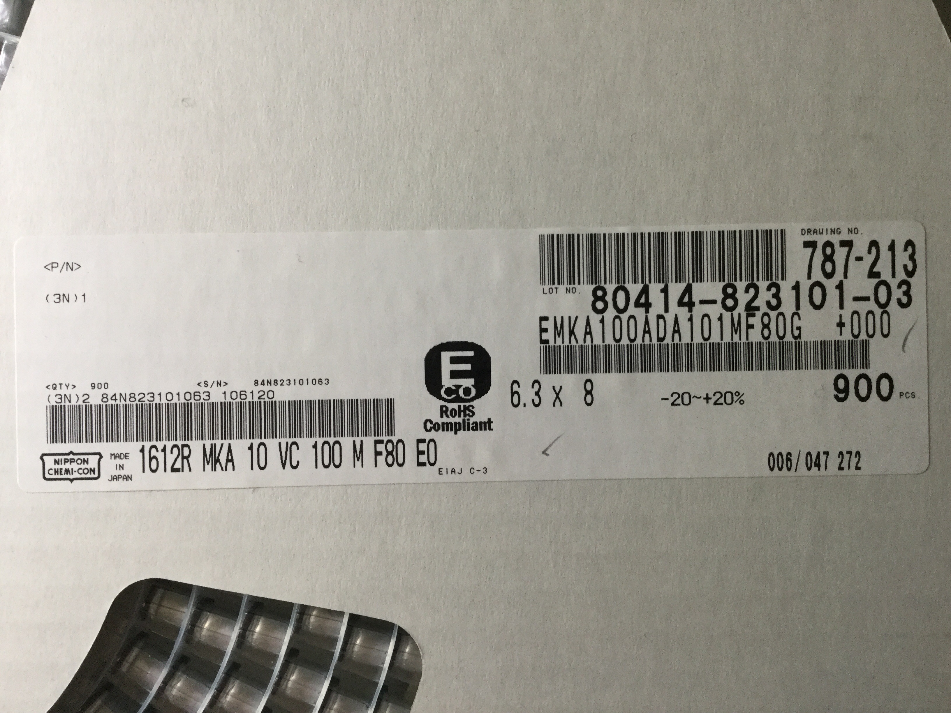 EMKA100ADA101MF80G