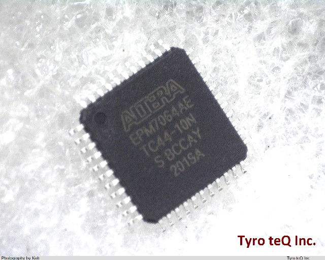 EPM7064AETC44-10N