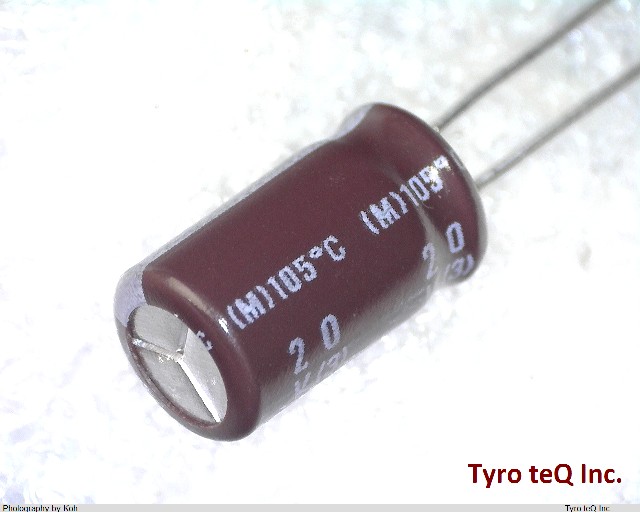 EKMG351ELLR47MF11D