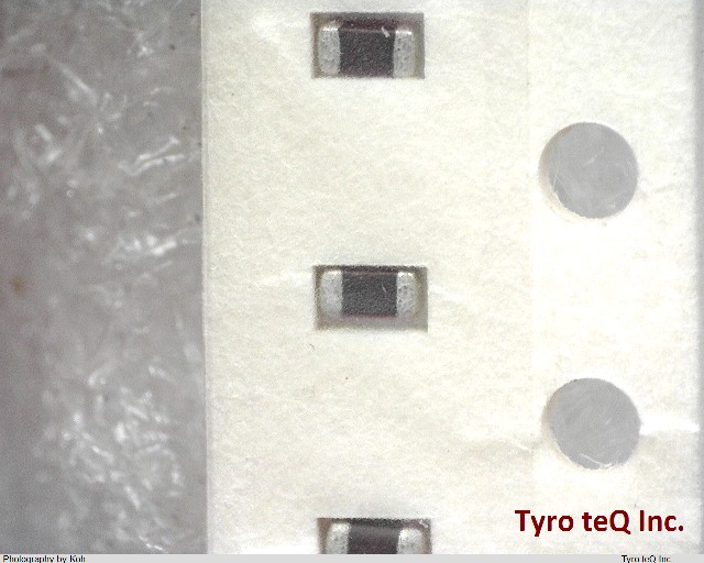 GRM188F11A105ZA01D