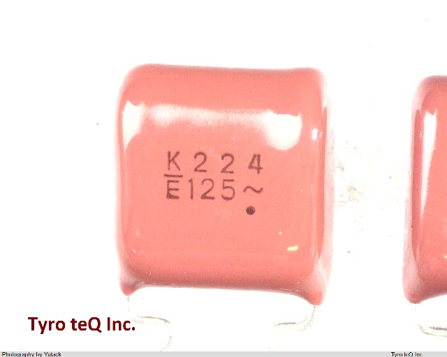 ECQE1A224RKT
