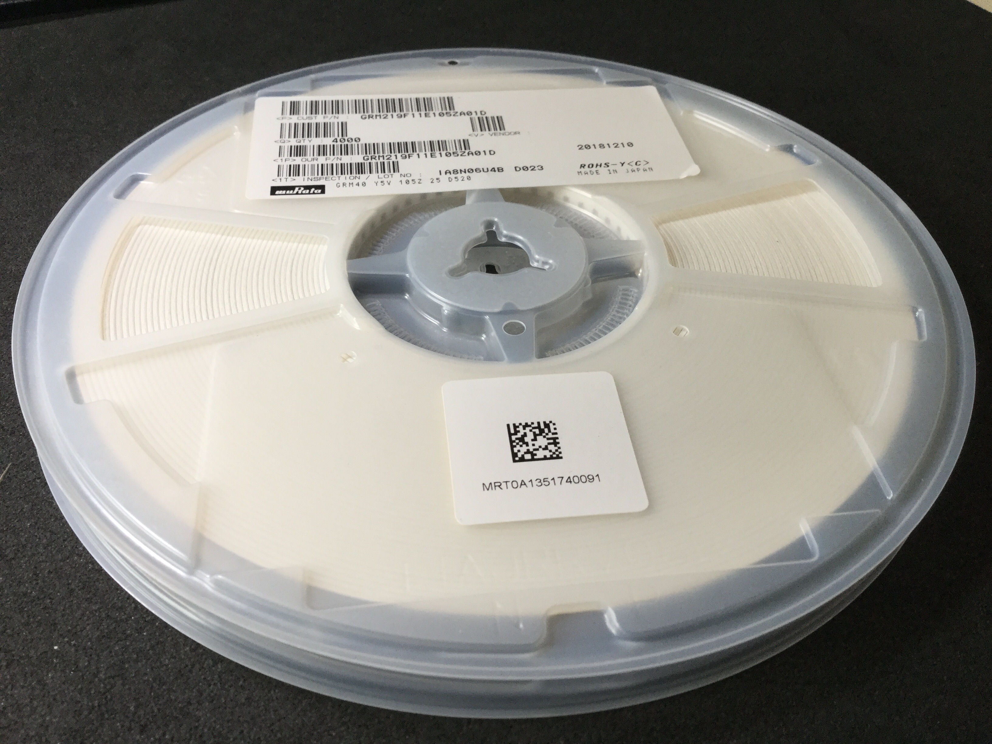 GRM219F11E105ZA01D